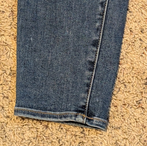 American Eagle Hi-rise next level STRETCH Skinny Jeans SZ 10 Short - Picture 3 of 12